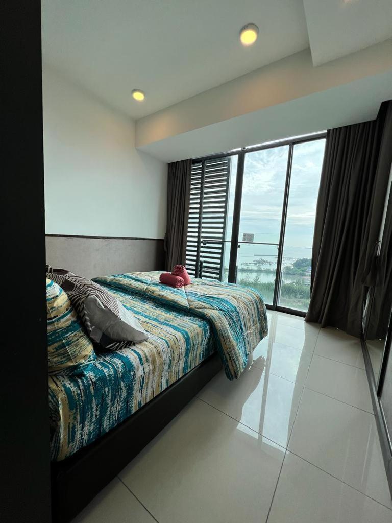 Private Waterfront * Port Dickson